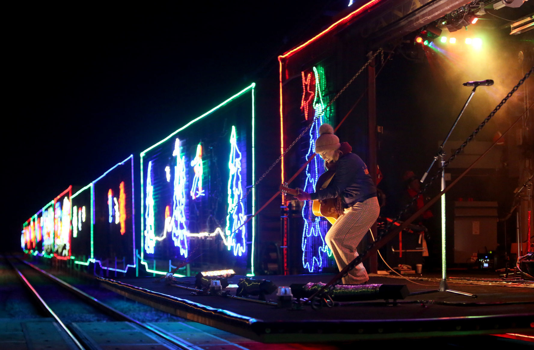 HOLIDAY TRAIN